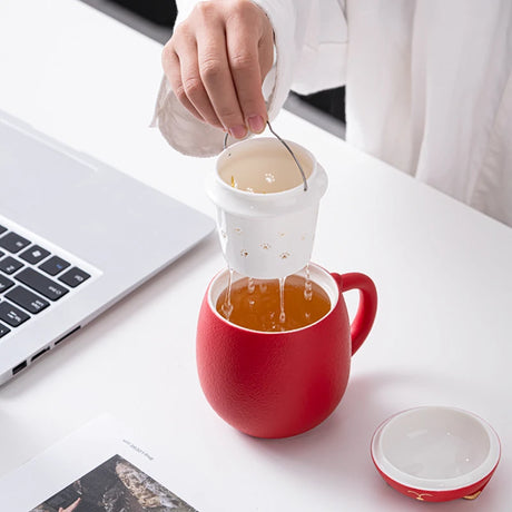 Minimalist Cat Ceramic Mug with Lid